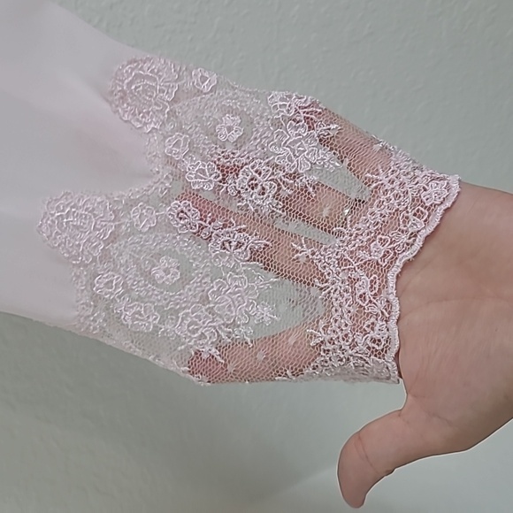 Delicates Soft Pink Lace Trim Robe Size S/M - Picture 3 of 9